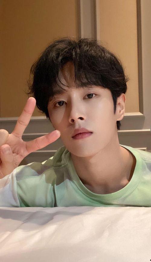 娱乐圈爆料大厨的明星,揭秘大厨明星背后的厨艺传奇 第2张 娱乐圈爆料大厨的明星,揭秘大厨明星背后的厨艺传奇 第2张